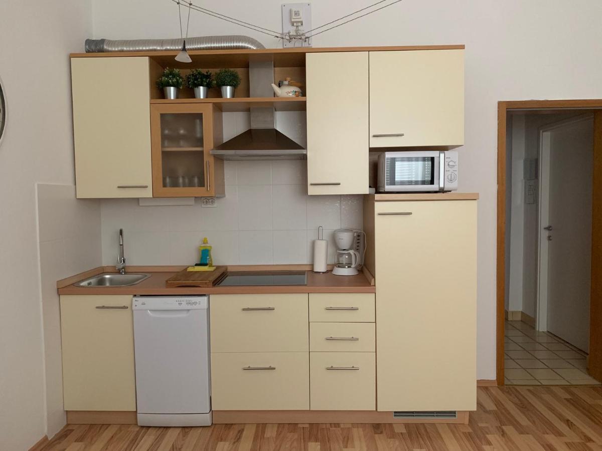 N&N Apartments ヤドラニヴォ エクステリア 写真
